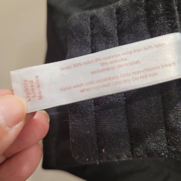 FURLOUGH SALE Cacique Lightly Lined No-Wire Black Bra - Sz 44DD US - Picture 5 of 7